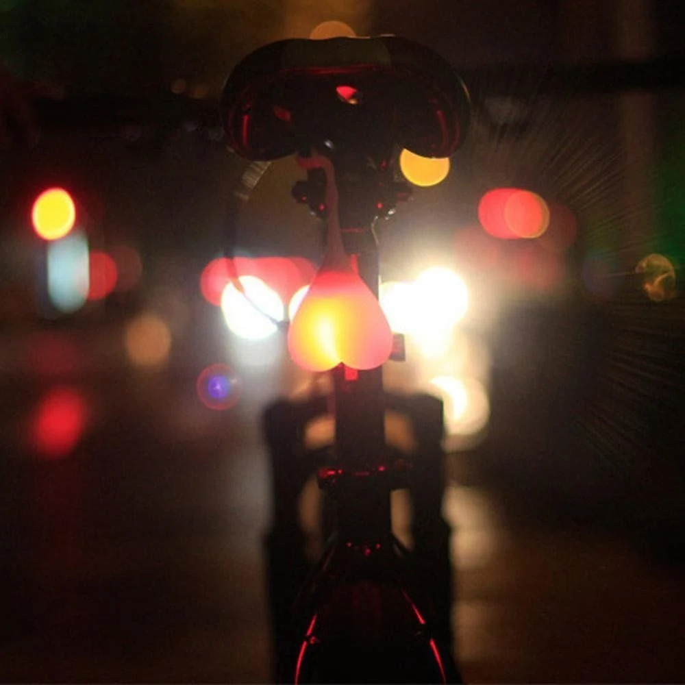 Mini LED Night Cycling Essential Red Warning Lights Bicycle Seat Back Heart Shape Taillight with 3 Flash Modes